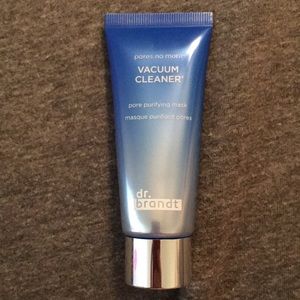 PORES NO MOREVACUUM CLEANER MASK